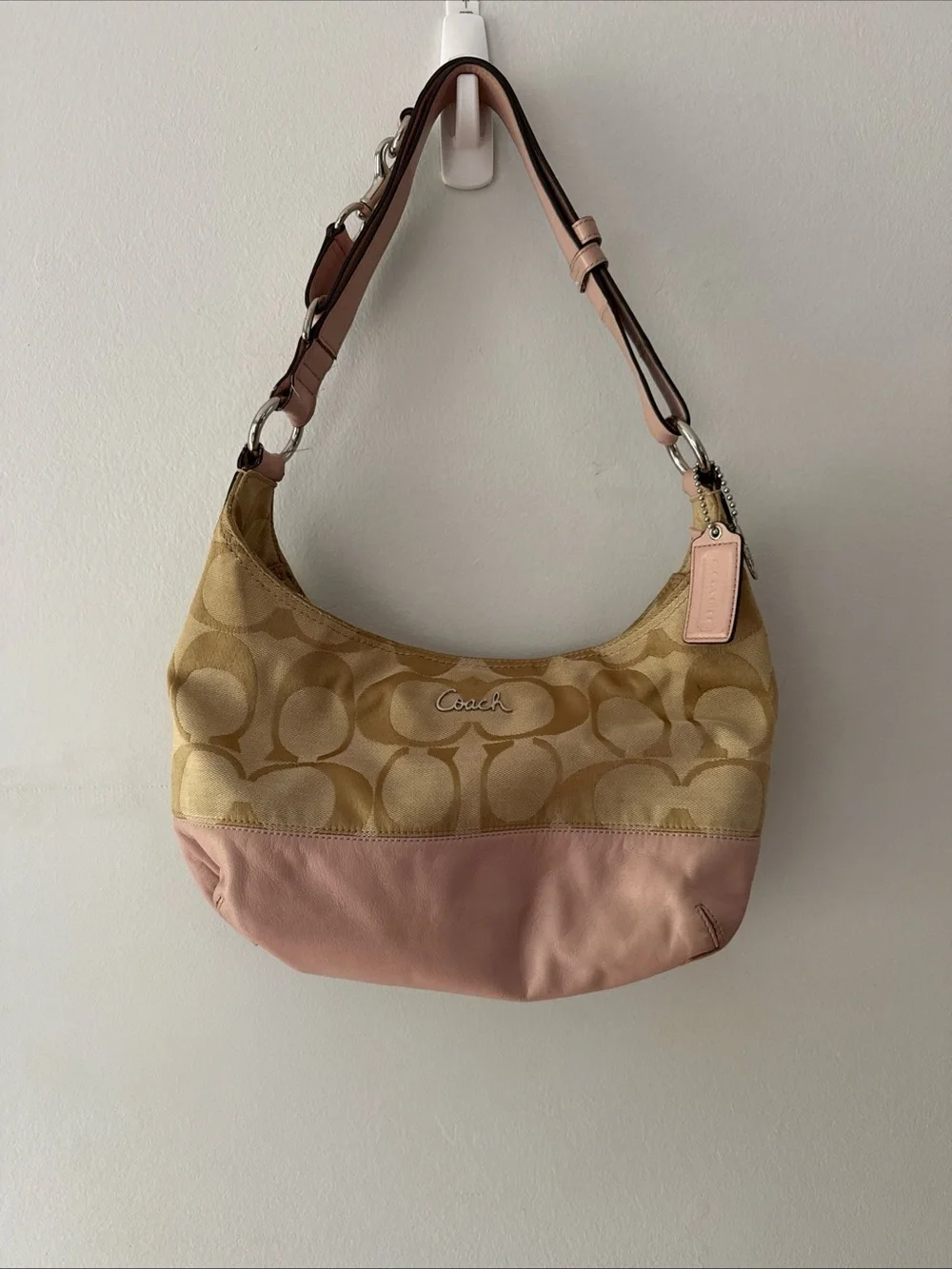 Vintage Y2K 2000s Coach Tan & Pink Soho Shoulder Bag